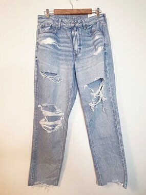 NWT American Eagle Strigid Mom Jeans 12 Regular Super High Rise Distressed